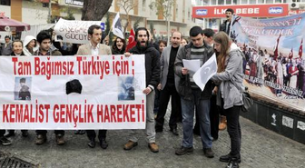 Kemalist Gençler Mumcu ve Okkan İçin Yoklama Yaptı