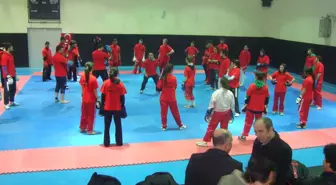 Sarıoğlan'da Gençlere Kick Boks Kampı