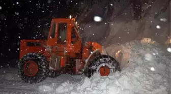 Kahramanmaraş'da Püren Geçidine Çığ Düştü