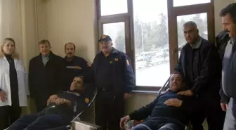 'Kan Ver, Hayat Kurtar Kampanyası'na İtfaiyeden Destek