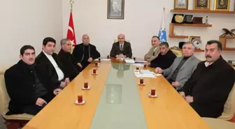 Sakarya'da Trenlerin 24 Ay Süre ile Duracak Olmasından Dolayı Büyükşehir Belediyesi Otobüs...