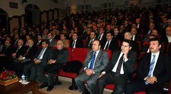 Tokat'ta, 'Değişen Toplum, Değişmeyen Değerler' Konferansı