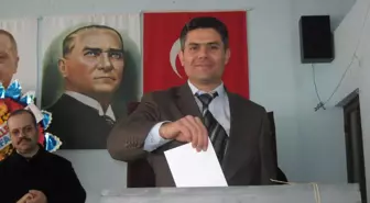 AK Parti Derebucak İlçe Başkanlığı'nda Nöbet Değişimi