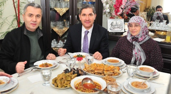 Başkan Uzun Kar'a Rağmen Ziyaretlerine Devam Etti
