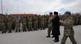 Eğitimlerini Tamamlayan Askerler, Törenle Yeni Birliklerine Uğurlandı

