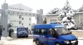 Sanık Firar Edince Silivri Cezaevi'nde Görevli 9 Asker Tutuklandı