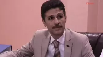 Uludere'de Yaralanan Gencin Başında Bekleyen Doktorlara Plaket