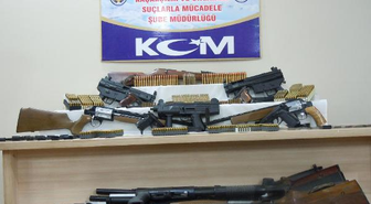 Silah Kaçakçılarına Darbe; 14 Gözaltı