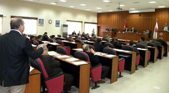 İl Genel Meclisinde 'Ukala' Gerginliği