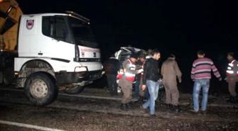 Balıkesir'de Kaza: 15 Yaralı