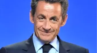 Sarkozy: 'Dünya Kaddafi'den Kurtuldu Yakında Esad'dan da Kurtulacak'