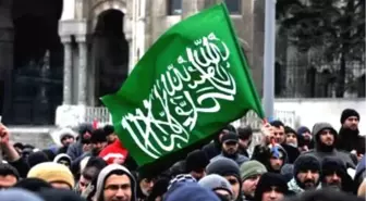 Suriye'de Ölenler İçin Beyazıt'ta Gıyabi Cenaze Namazı Kılındı