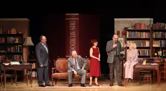 Tiyatronun Duayenleri Yenimahalle'de