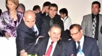 DP Lideri Zeybek, İzmir'de Hükümeti Eleştirdi