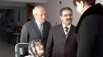 Yaşlı ve Özürlüler Daire Başkanlığı Genel Müdürü Çiftçi'den Huzurevi Ziyareti