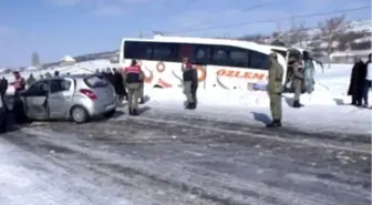 Gümüşhane'de Trafik Kazası: 9 Yaralı