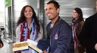 Trabzonspor'a Hollanda'da Baklavalı Karşılama