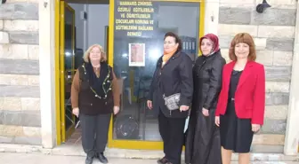 AK Parti'li Kadınlardan Zihinsel Özürlüler Derneği'ne Ziyaret