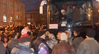 Umre Yolcuları, Dua ve Gözyaşları ile Uğurlandı