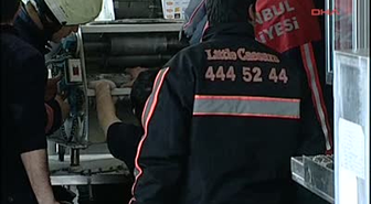 Elini Hamur Açma Makinesine Kaptırdı