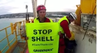 Greenpeace Shell'in Petrol Gemisine Karşı Eylem Yaptı