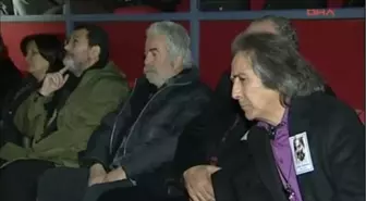 Yönetmen Yusuf Kurçenli Son Yolculuğuna Uğurlanıyor