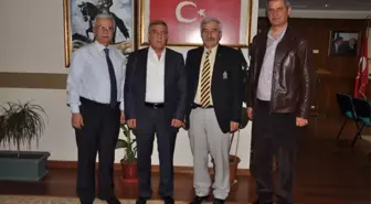 Dazkırı Belediye Başkanından Nazilli Belediyesi'ne Ziyaret