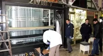 Kapalıçarşı'da Kuyumcudan 3 Milyon TL'lik Hırsızlık