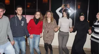 Karagülle Hayranlarını Coşturdu