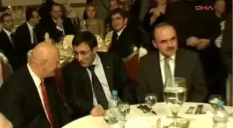 Kalkınma Bakanı Yılmaz, Nikah Şahitliği Yaptı