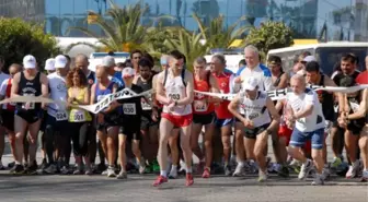 Yarı Maratonda 7 Aylık Bebeği ile Koştu