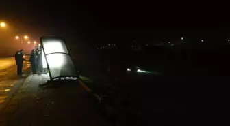 Sakarya'da Trafik Kazası: 3 Yaralı