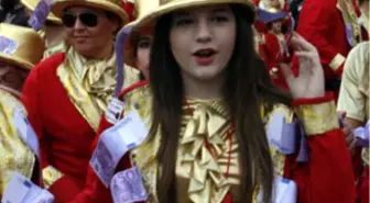 Yunanistan'da Krize Rağmen Karnaval