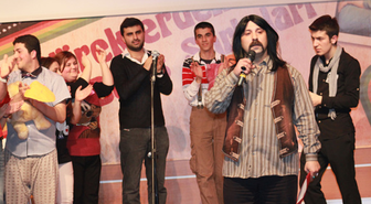 Adam Olacak Çocuklar Barış Şarkılarıyla Coştu