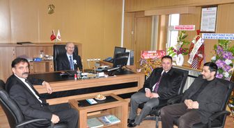 MHP İlçe Teşkilatı Vergi Dairesini Ziyaret Etti