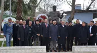 Halk Ozanı Özay Gönlüm Unutulmadı