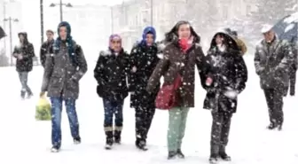 Sivas'ta Kar Etkili Oluyor