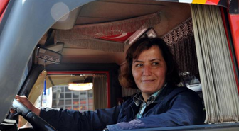 Kadın Şoför Yolların Fatihi