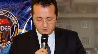 'Kapitalizm Kadınlar Gününü Ehlileştiriyor'