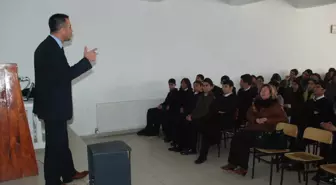 Lise Öğrencileri Madde Bağımlılığı Konusunda Bilgilendirildi