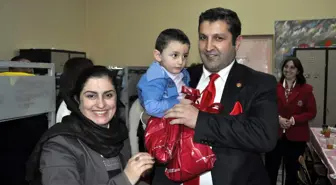 Hakim ve Savcılar, Mahkum Kadınların 'Dünya Kadınlar Günü' Kutladı