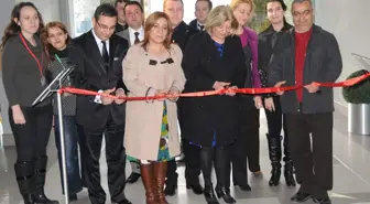 Manisa'da Kadınlar Günü'ne Özel Karikatür Sergisi