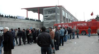 Kızılay'a Taraftardan Kan Bağışı