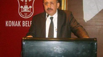 Gazeteci-Yazar Uzunyaylalı, İzmir'de Nene Hatun'u Anlattı