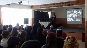 Digor'da Kadına Şiddet Konulu Konferans Verildi