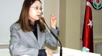 Ayşenur İslam 12 Yıl Zorunlu Eğitimi Değerlendirdi