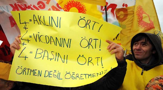 Taksim'de 4+4+4 Protestosu