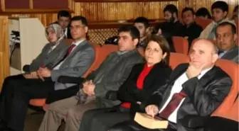 Zkü Edebiyat Kulübü'nden Şiir Dinletisi