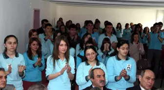 Lisede Çanakkale Şehitlerini Anma Etkinliği