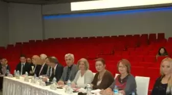 Mesir Festivali'nin Hafsa Sultan ve Nedimeleri Seçildi